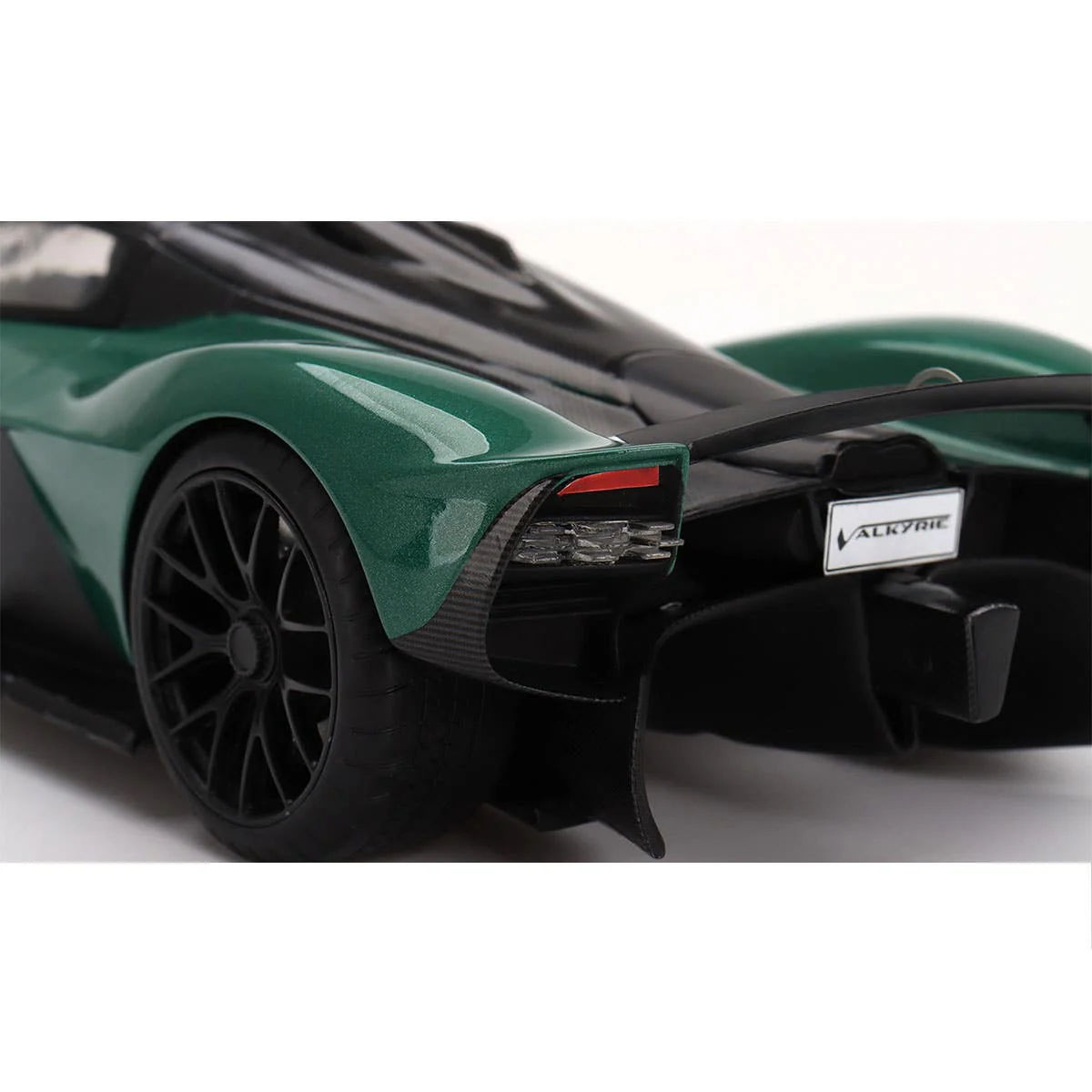 Aston Martin Valkyrie - Racing Green - 1:18 Scale Resin Model Car - Image 6