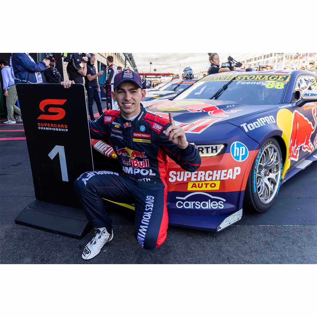 CHEVROLET CAMARO GEN3 ZL1 - RED BULL RACING - FEENEY #88 - 2023 Beaurepaires Melbourne 400 - Race 6 WINNER - 1:18 Scale Diecast Model Car - Image 10