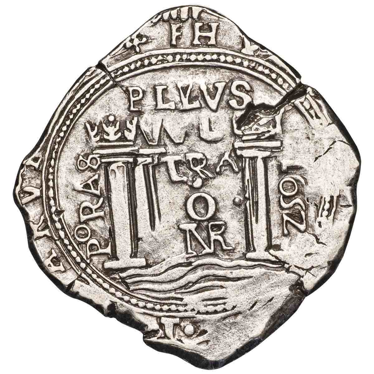 Gilt Dragon Silver 8 Reales Replica