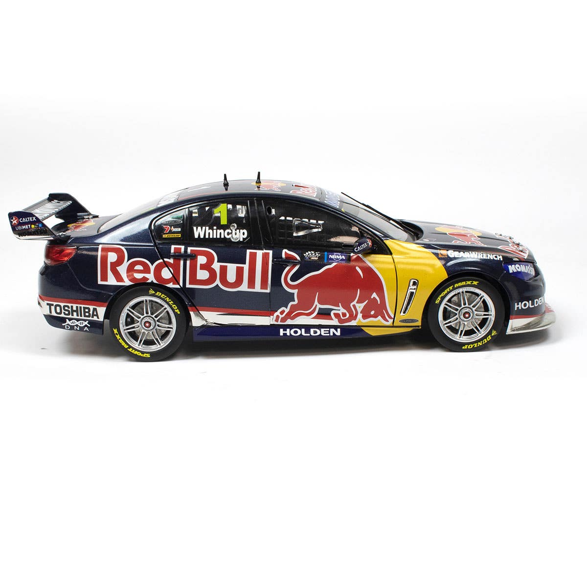 HOLDEN VF COMMODORE - RED BULL HOLDEN RACING #1 - WHINCUP - 2013 CHAMPIONSHIP WINNER - Sydney NRMA Motoring & Services 500 - 1:43 Scale Diecast Model Car - Image 5
