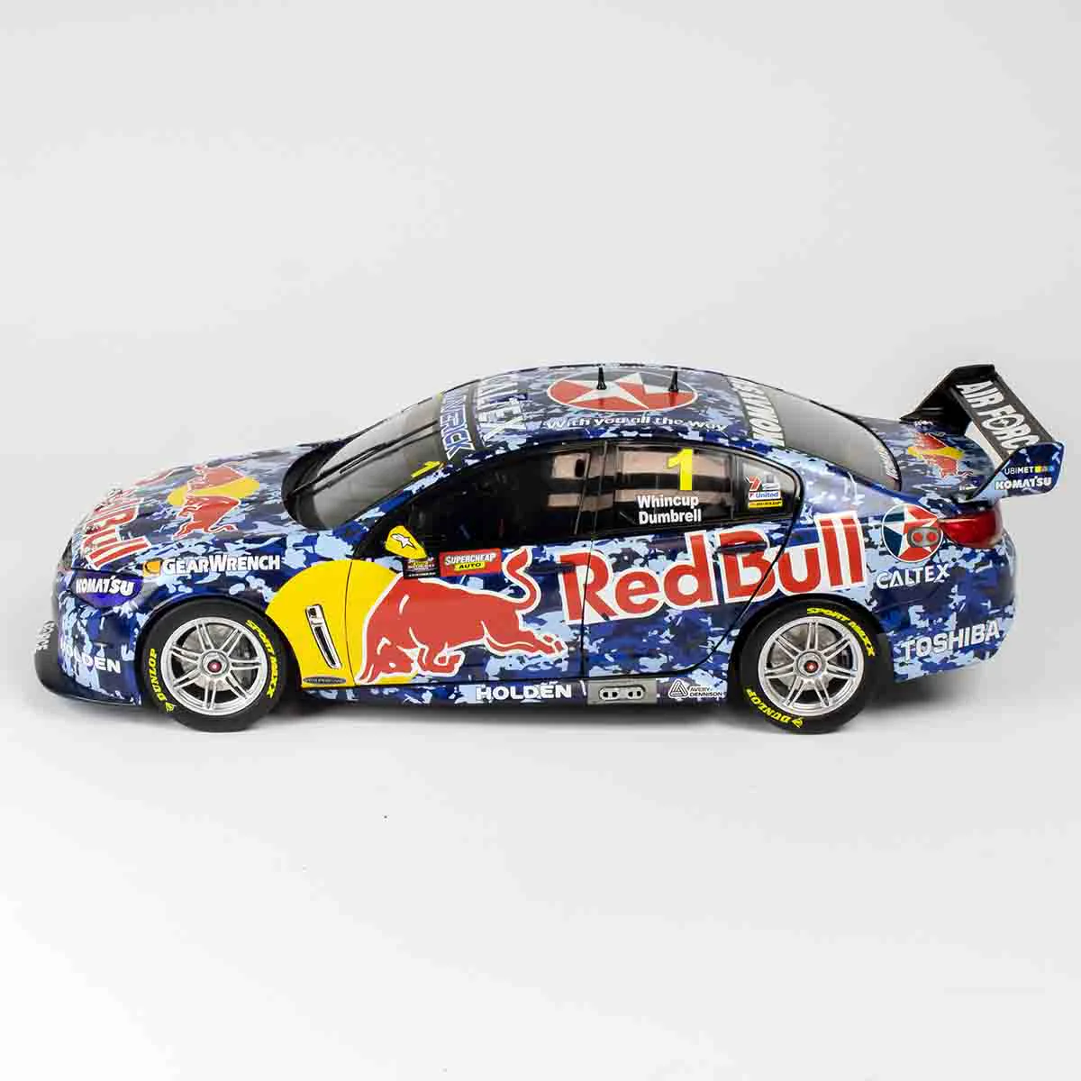 HOLDEN VF COMMODORE - RED BULL RACING #1 - WHINCUP/DUMBRELL - 2014 BATHURST 1000 AIR FORCE LIVERY - 1:18 Scale Diecast Model Car - Image 4