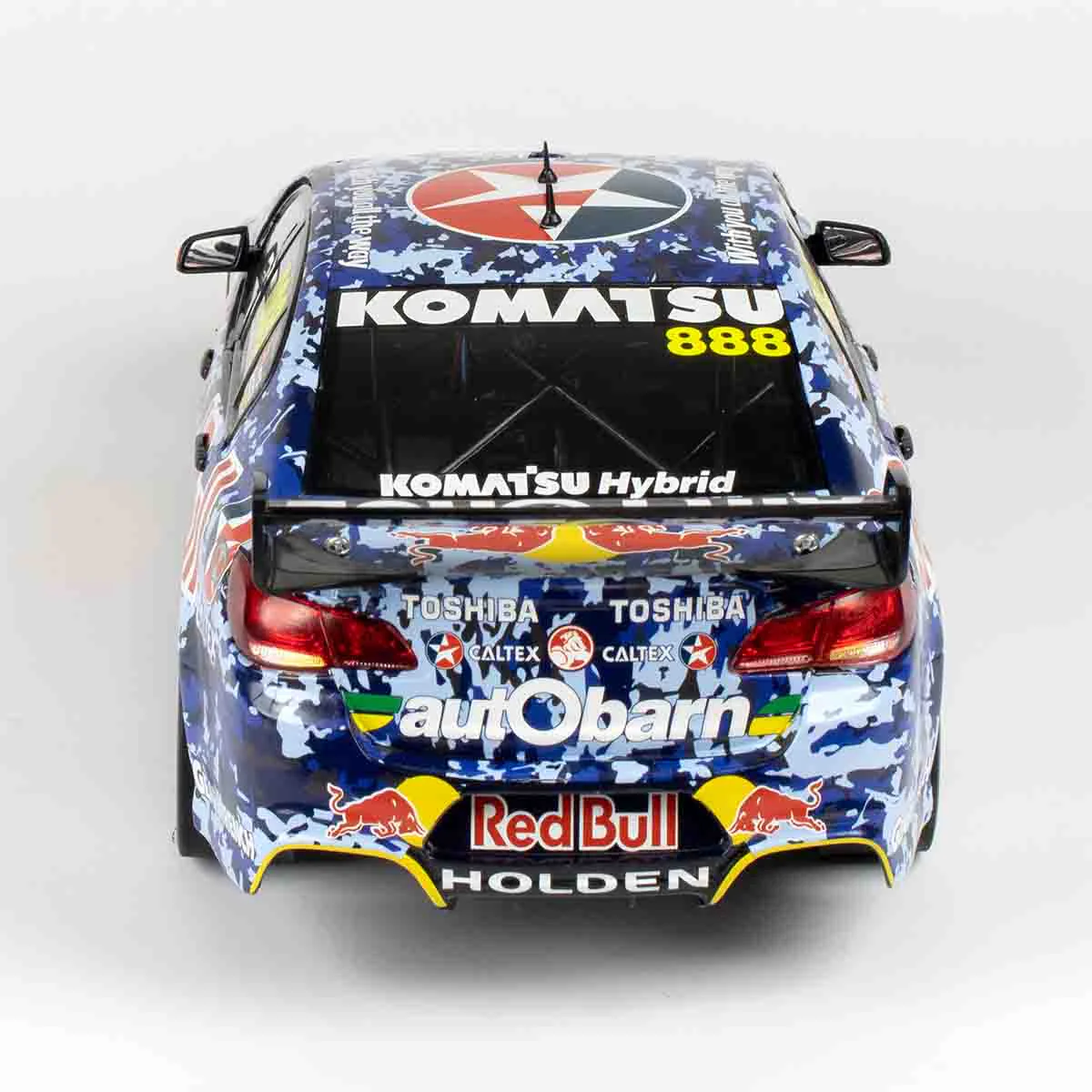 HOLDEN VF COMMODORE - RED BULL RACING #888 - LOWNDES/RICHARDS - 2014 BATHURST 1000 AIR FORCE LIVERY - 1:43 Scale Diecast Model Car - Image 3