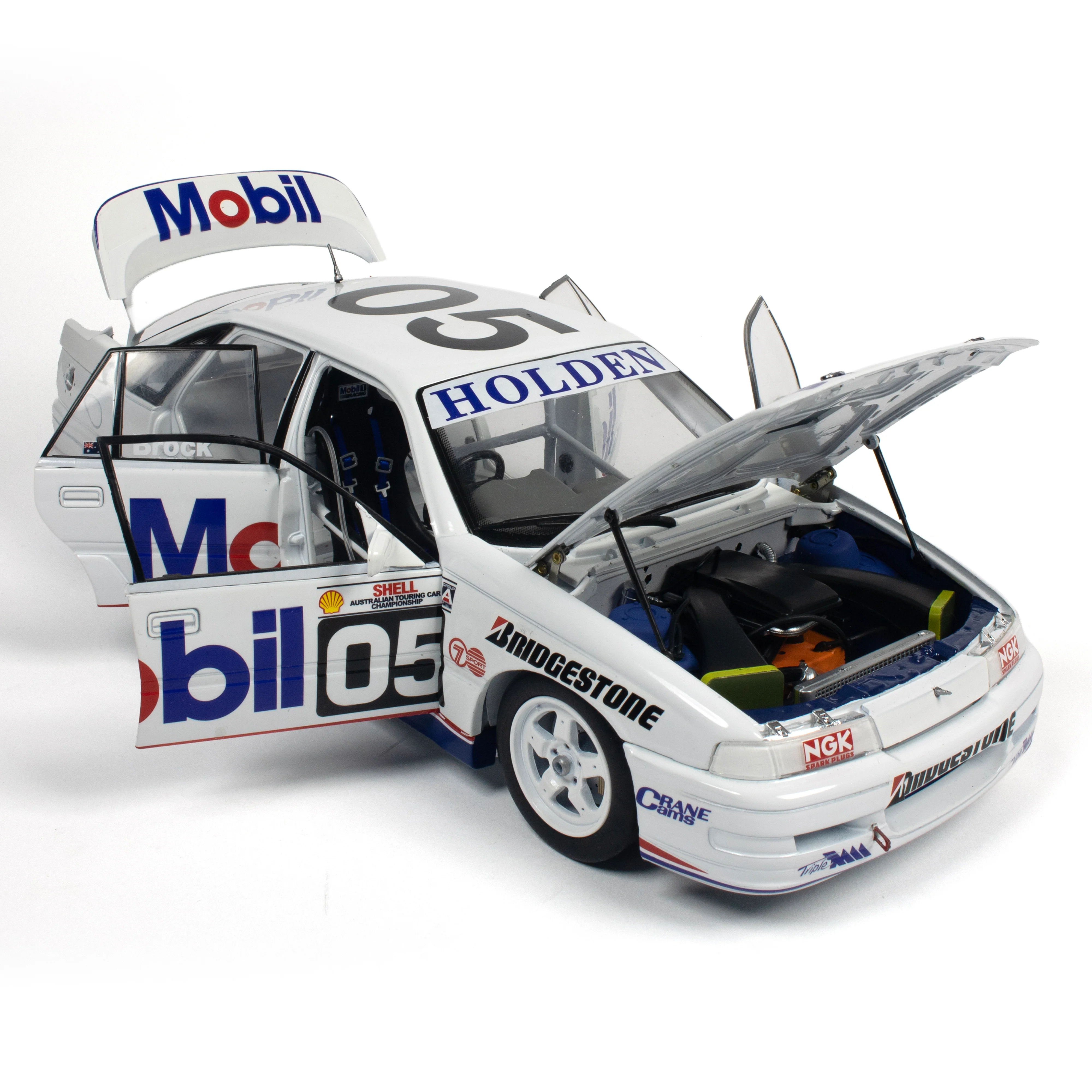 HOLDEN VN SS Group A - HDT MOBIL1 RACING - PETER BROCK #05 - 3RD PLACE - ATCC AMAROO PARK - 1992 - 1:18 Scale Diecast Model Car - Image 8