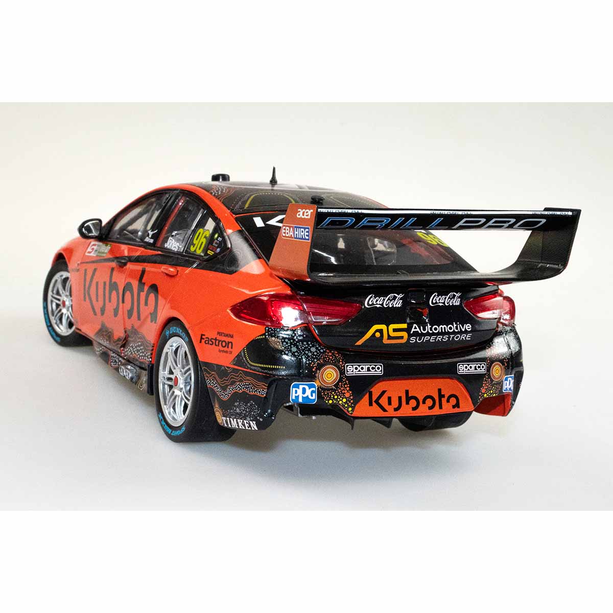 HOLDEN ZB COMMODORE - BJR - JONES #96 Kubota - 2022 Merlin Darwin Triple Crown - Race 17 - 1:43 Scale Diecast Model Car - Image 2