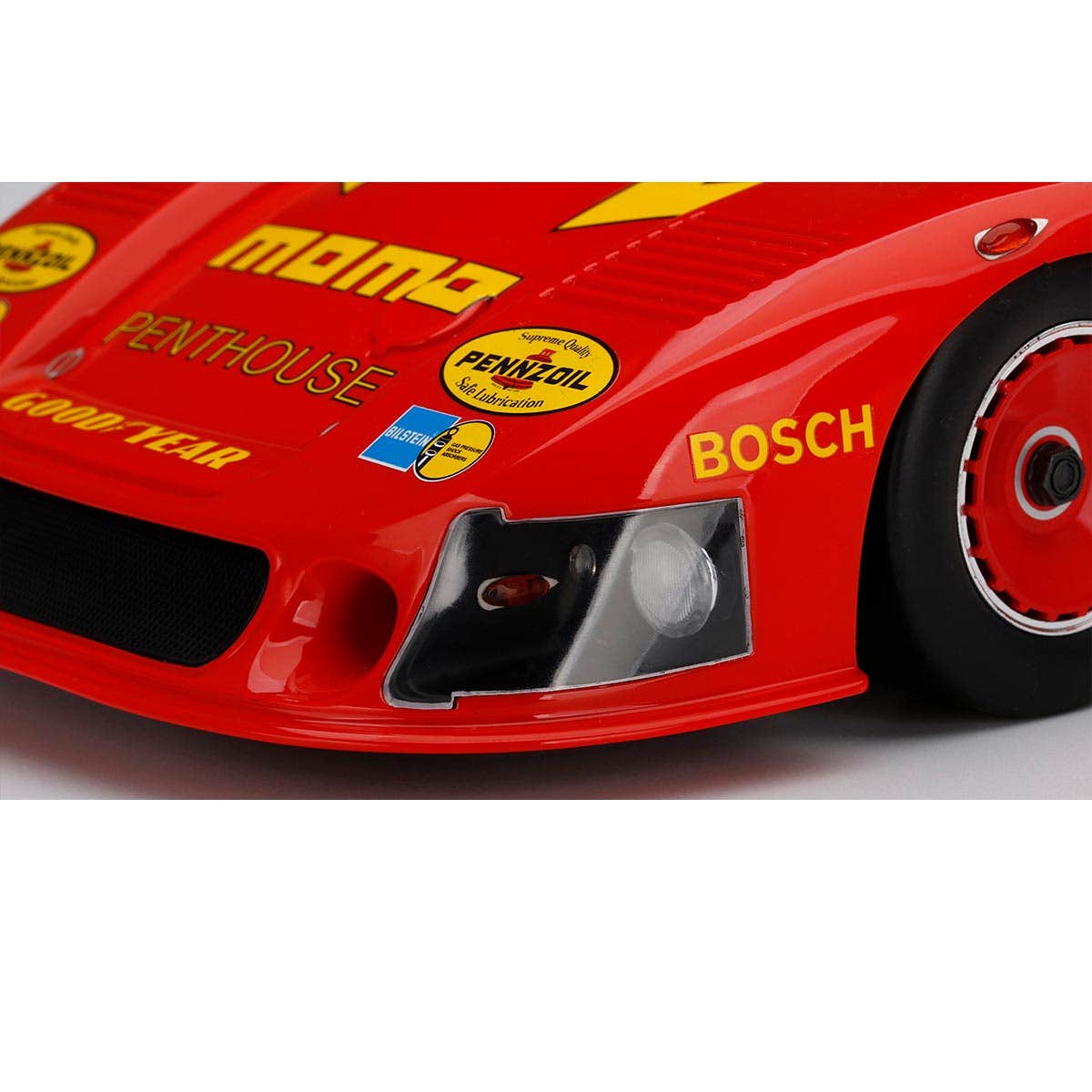 Porsche 935/78 #80 " Moby Dick" momo/PENTHOUSE 1981 DRM Norisring - 1:12 Scale Diecast Model Car - Image 4