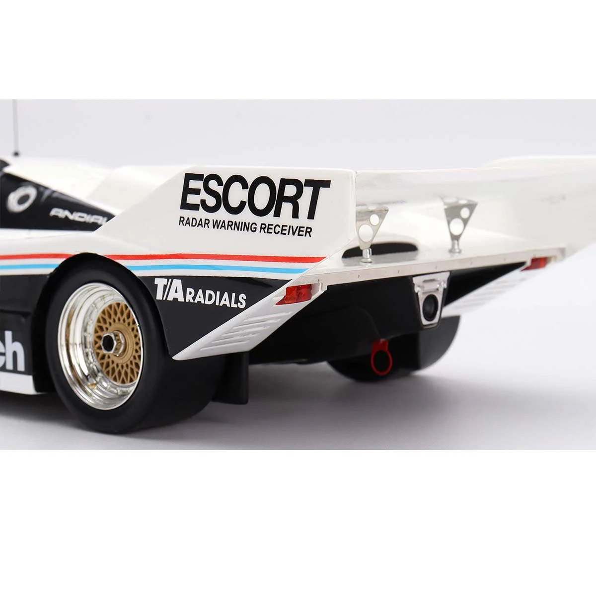 Porsche 962 #68 BFGoodrich 1986 IMSA Road America 500 Miles - 1:18 Scale Resin Model Car - Image 6