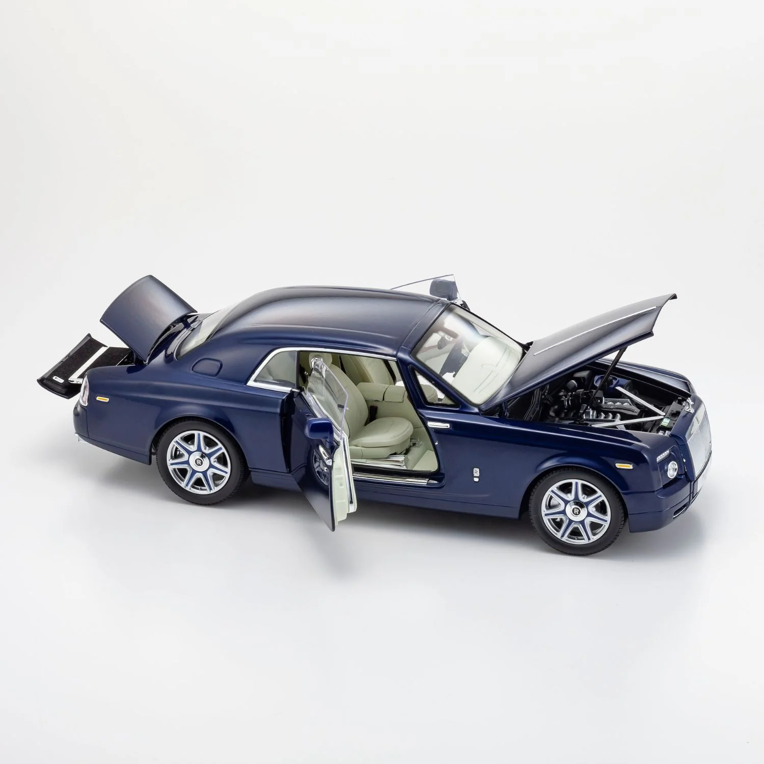 Rolls-Royce Phantom Coupe - Blue Metallic - 1:18 Scale Diecast Model Car - Image 2