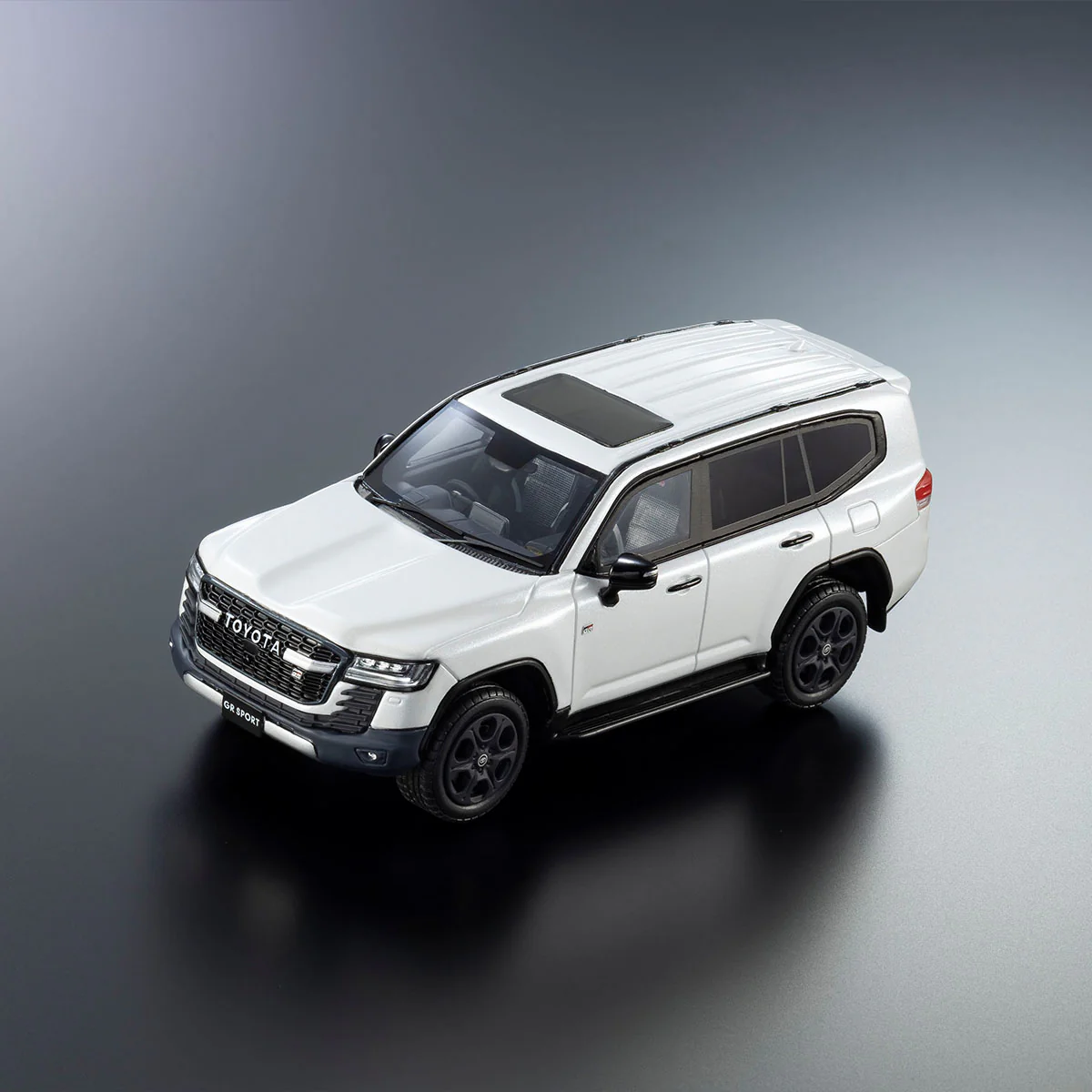 Toyota Land Cruiser GR SPORT (White) - 1:43 Scale Resin Model Car - Image 10