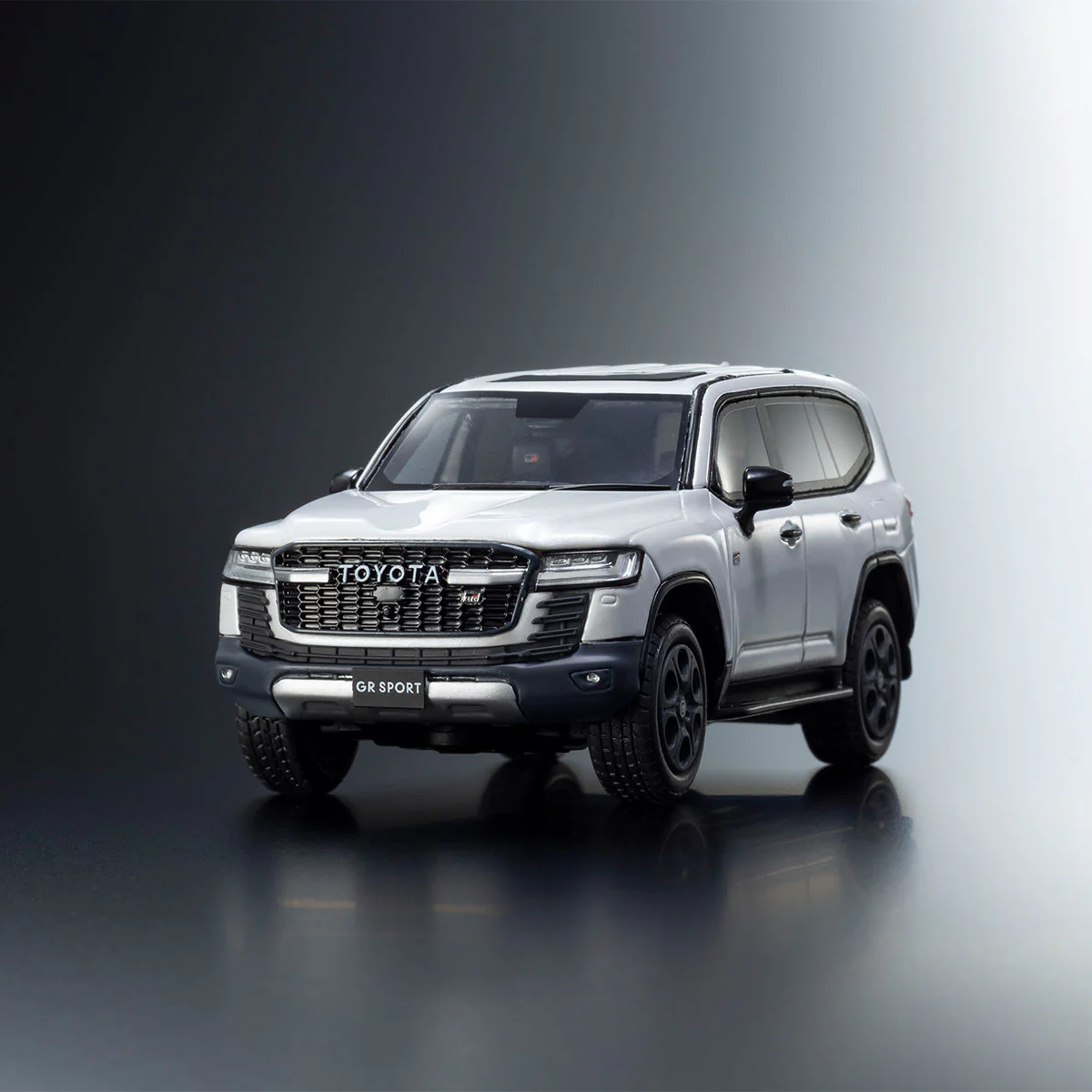 Toyota Land Cruiser GR SPORT (White) - 1:43 Scale Resin Model Car - Image 8